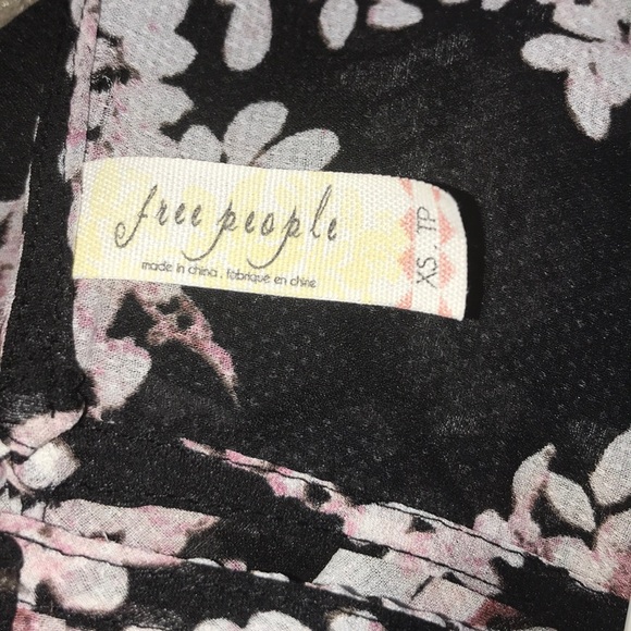 πHPπFree People Floral Romper πΈ - Picture 8 of 9